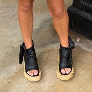 Paloma Barcelo Wedges